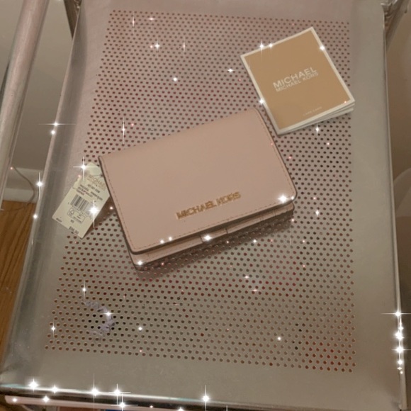 Wallet.. - Picture 4 of 8